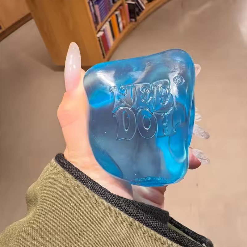 Schylling NeeDoh Nice Cube Siz - đánh giá và giá Fidget Cube Original